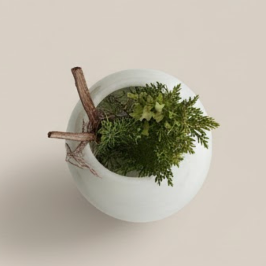 White Marble Vase – Handcrafted