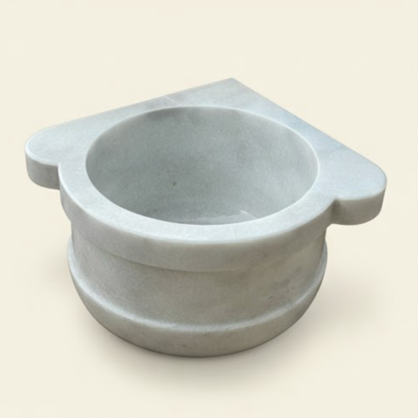 White Marble Natural Stone Corner Turkish Bath Basin – Space-Saving Hammam Design